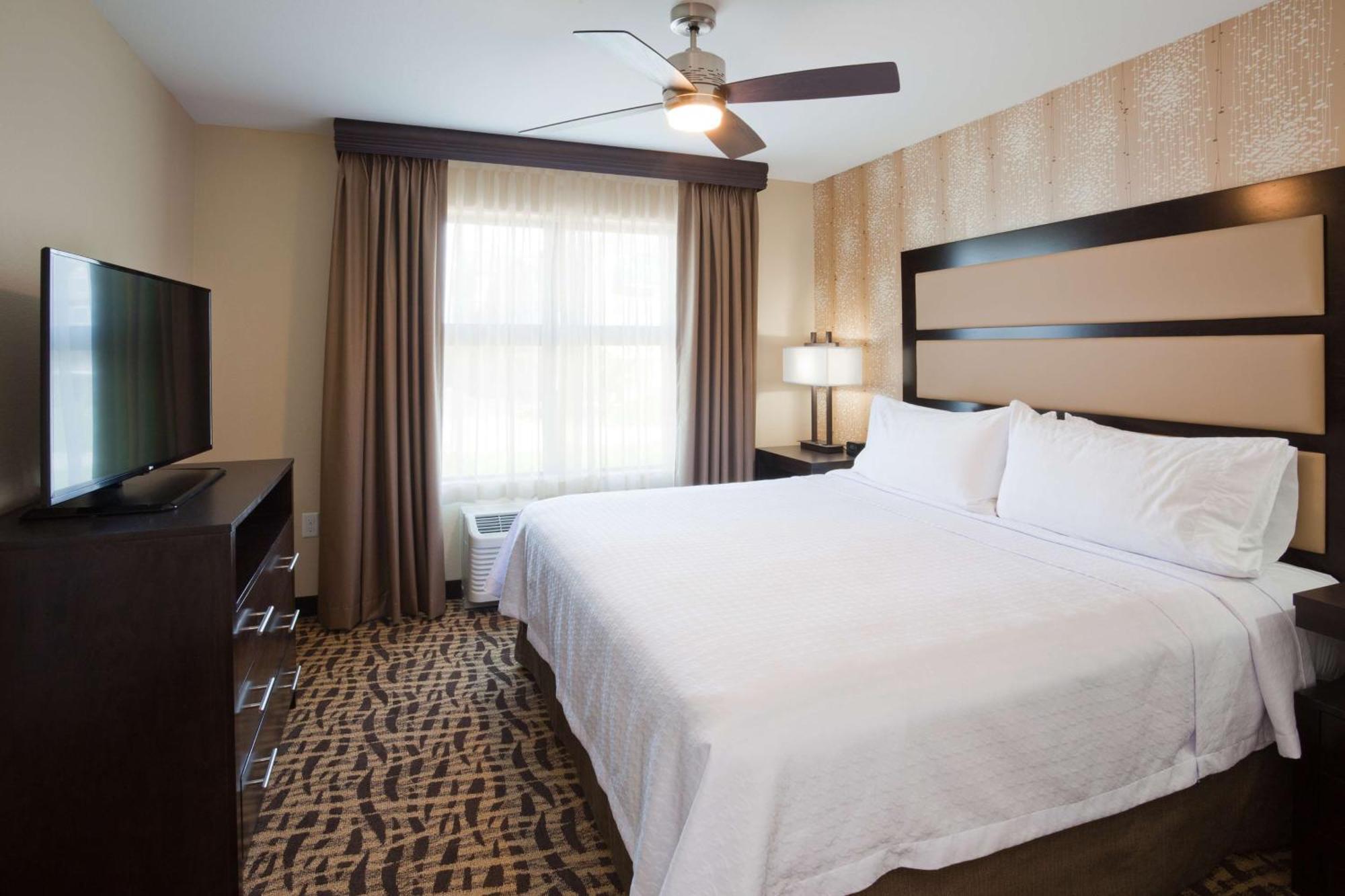 Homewood Suites Davenport Bettendorf Exterior foto