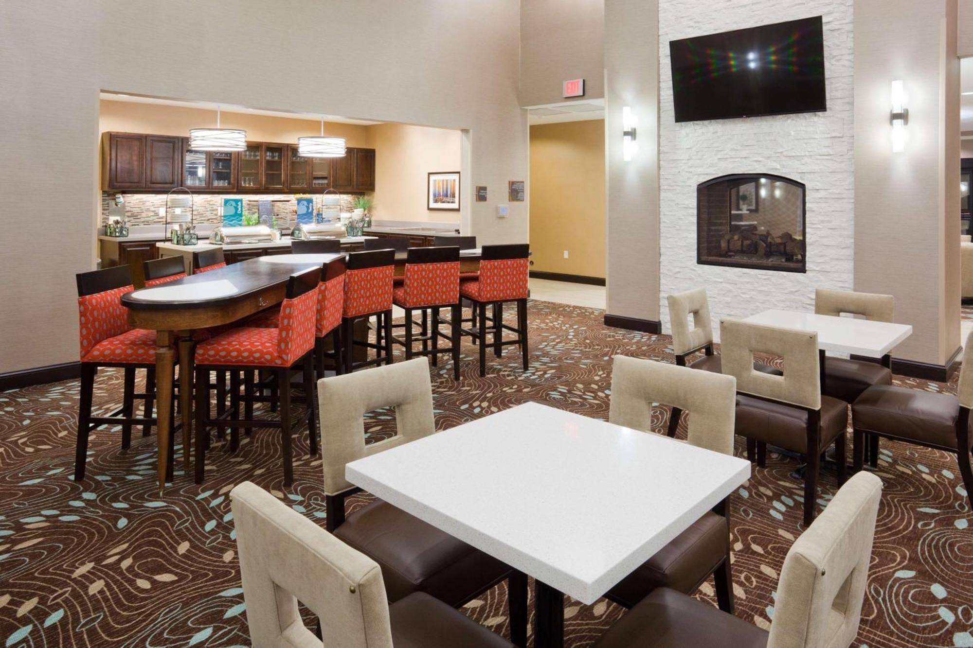 Homewood Suites Davenport Bettendorf Exterior foto